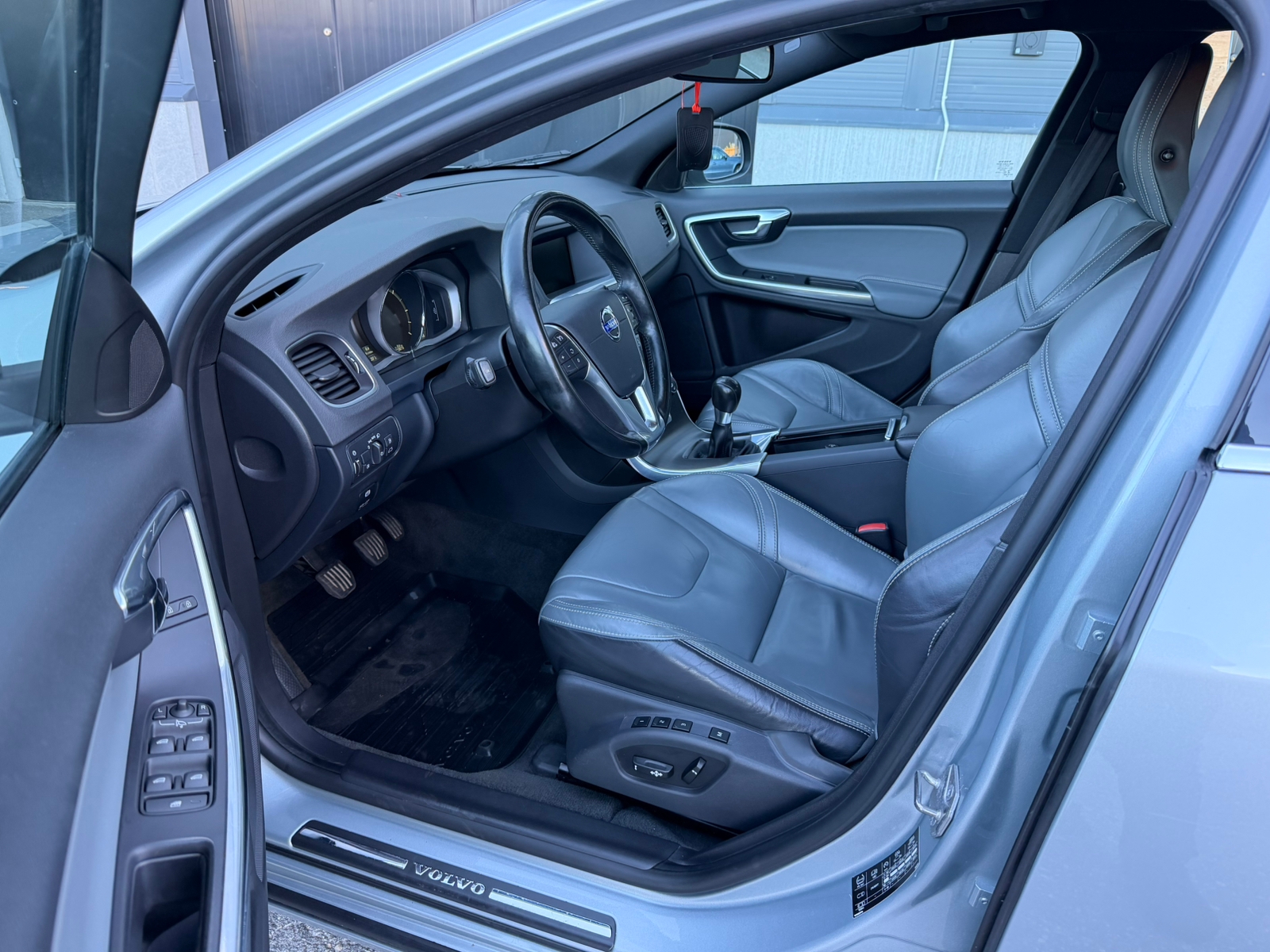 Volvo V60 2014, kuva 7/10