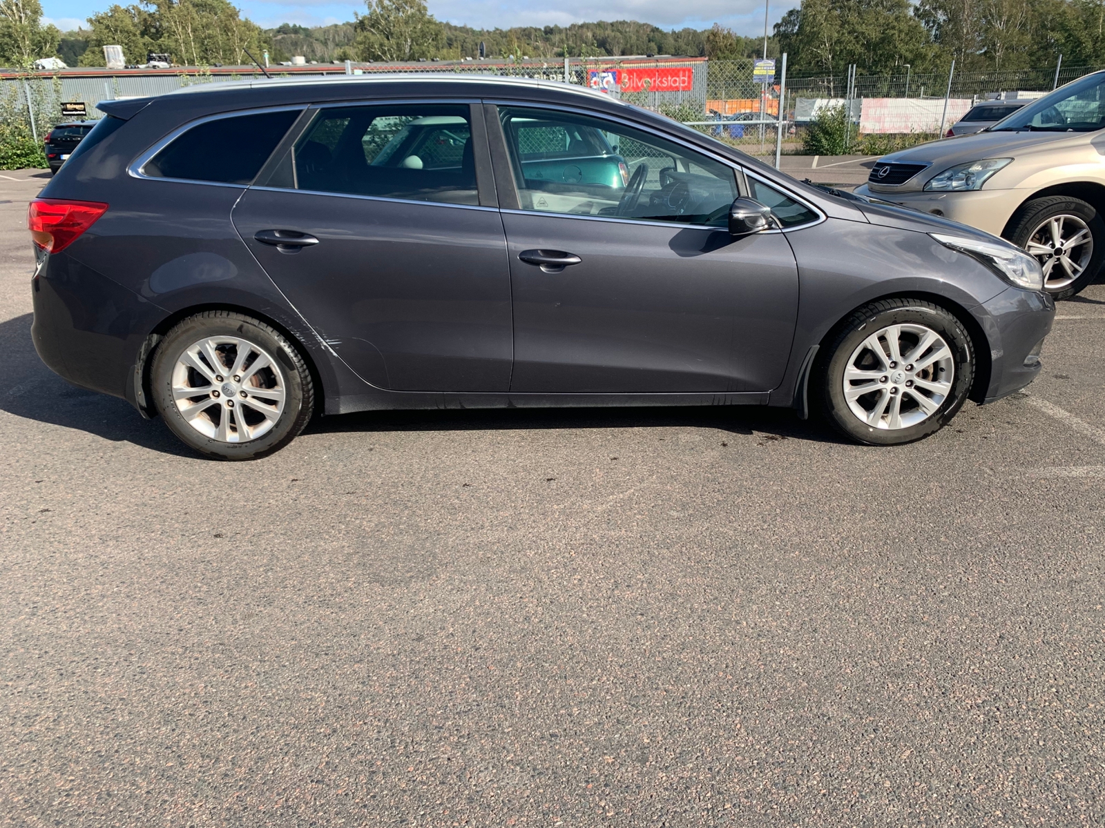 Kia Ceed _sw 1.6 CRDi Manuell 2013, photo 5/12