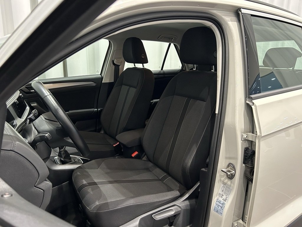 Volkswagen T-Roc TSI 110hk 2023, bild 6/13