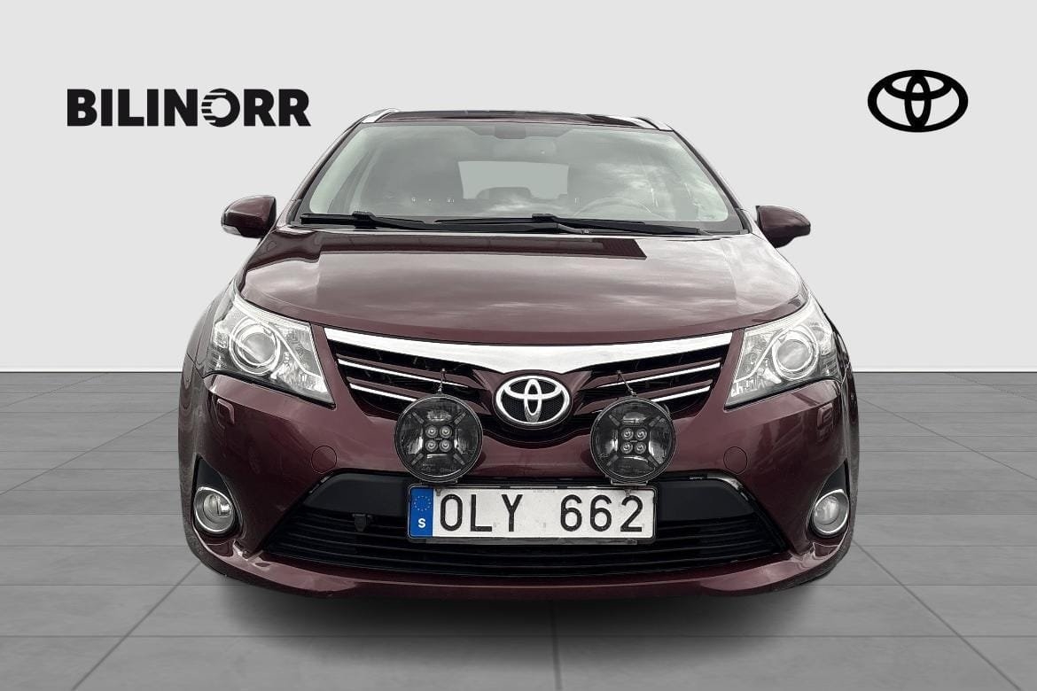 Toyota Avensis 2013, bild 2/9