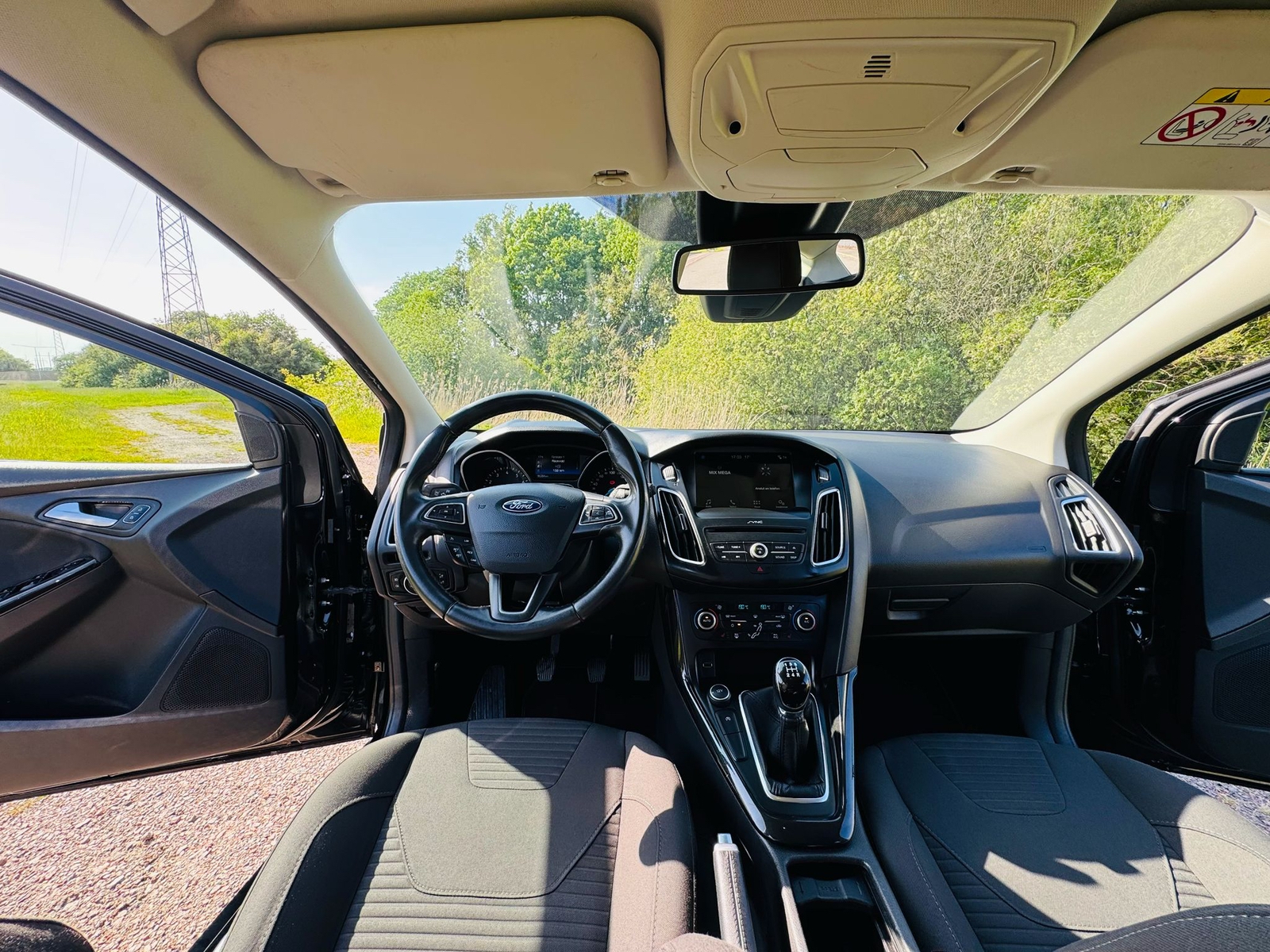 Ford Focus 1.0 EcoBoost Manuell 2017, kuva 5/10
