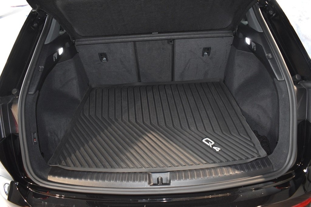 Audi Q4 e-tron e-tron 45 quattro 195 kW 2023, bild 7/7