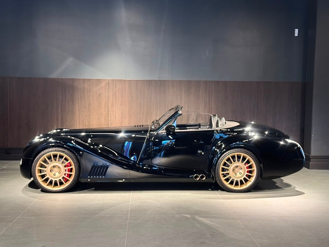 Morgan Aero 8