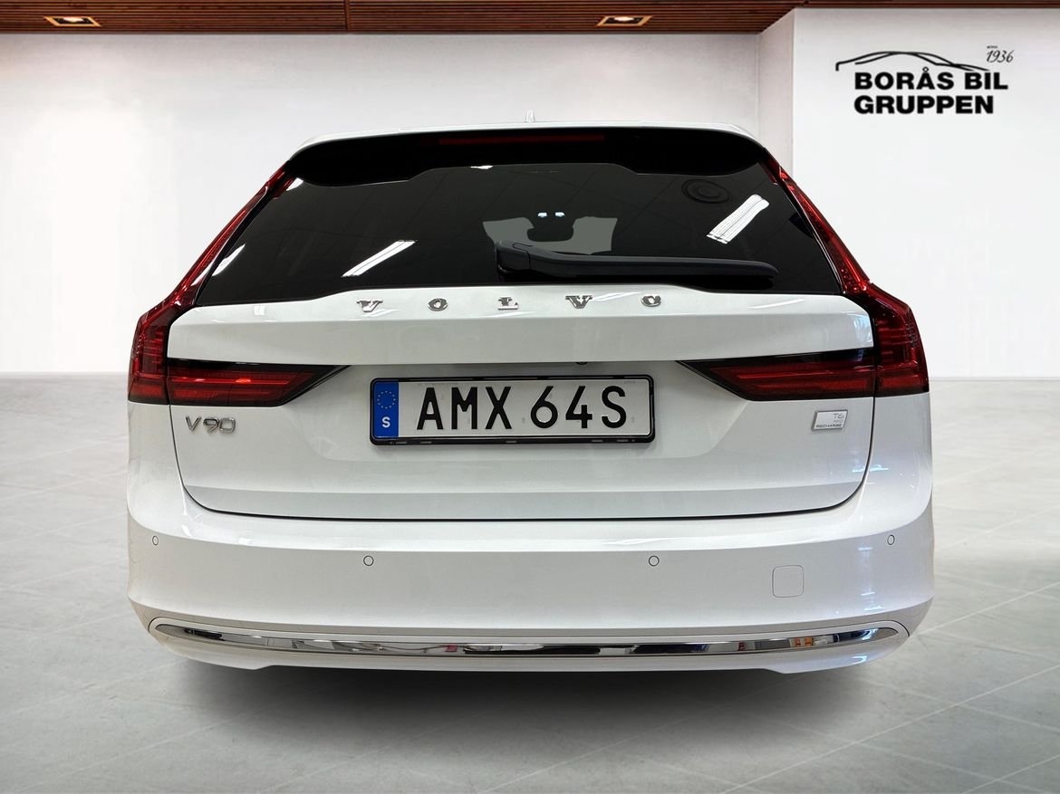 Volvo V90 Recharge T6 Core Edition 2024, photo 7/14