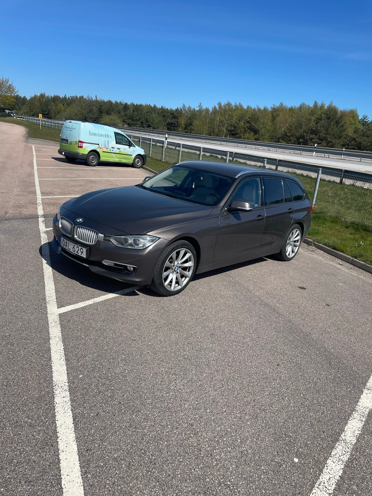 BMW 320