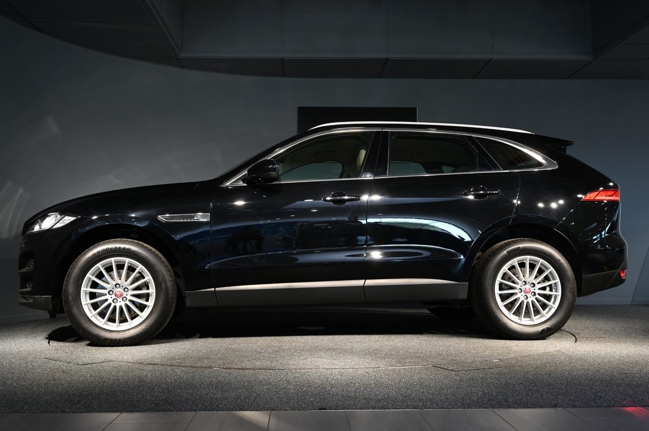 Jaguar F-Pace D180 SE 2019, bild 3/10