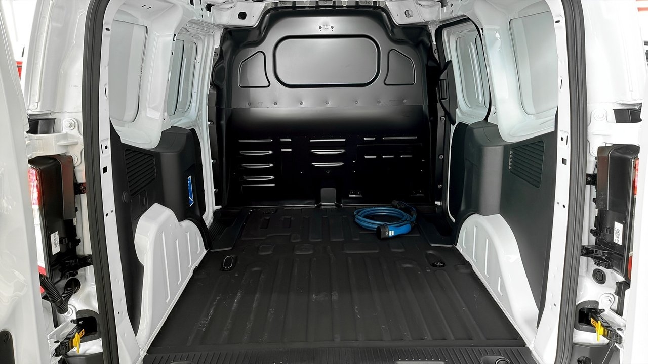 Ford E-Courier Limited 2026, photo 5/9