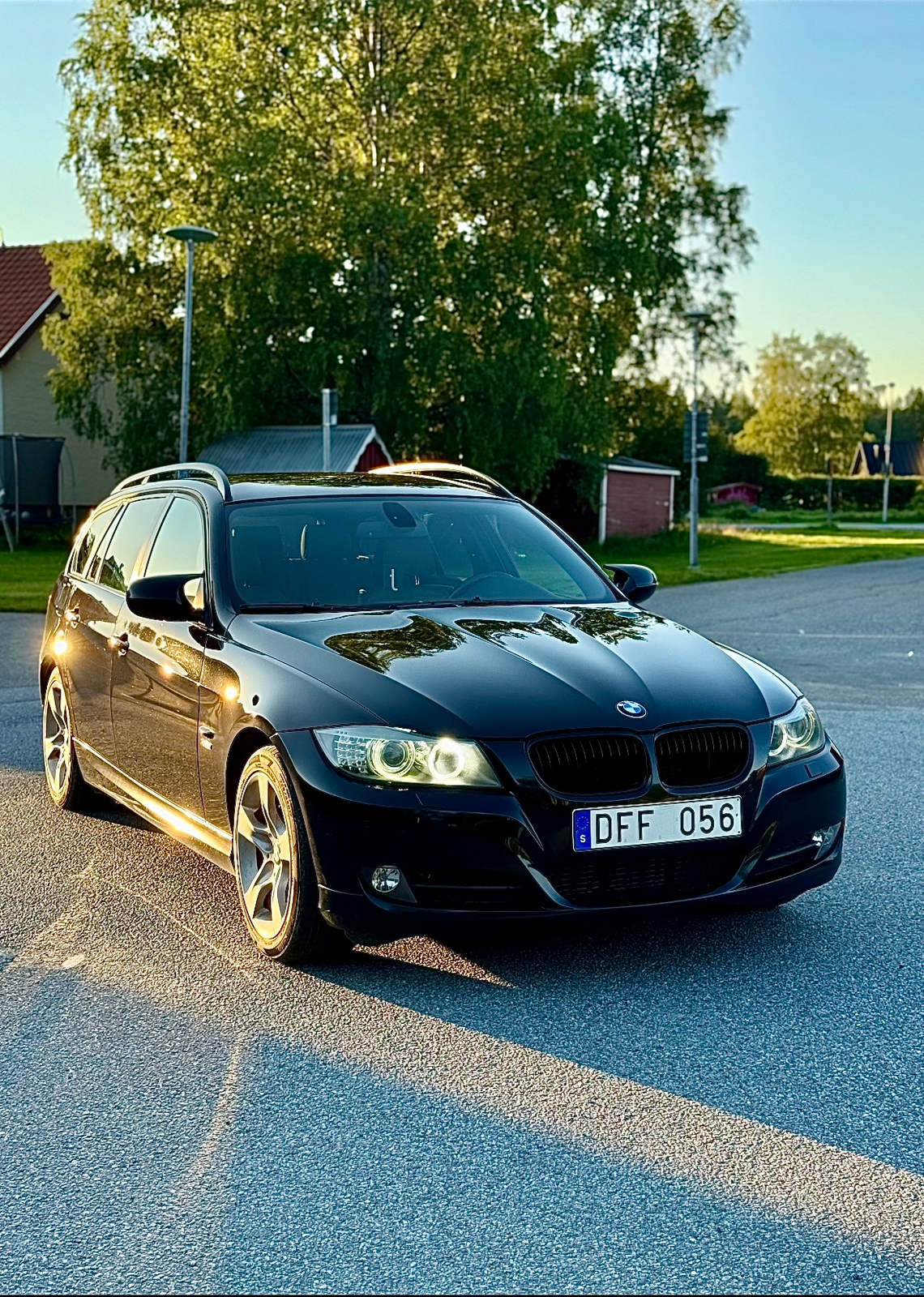 BMW 320 d xDrive Touring Automatisk 2009, photo 2/3