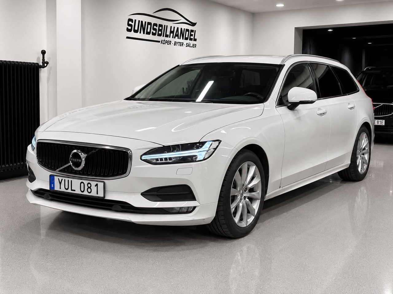 Volvo V90