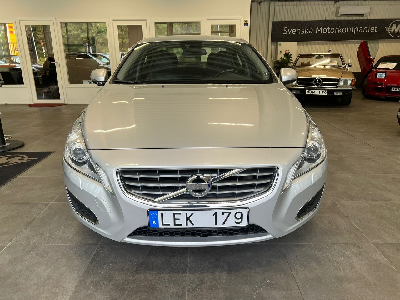 Volvo S60 2011, kuva 2/10