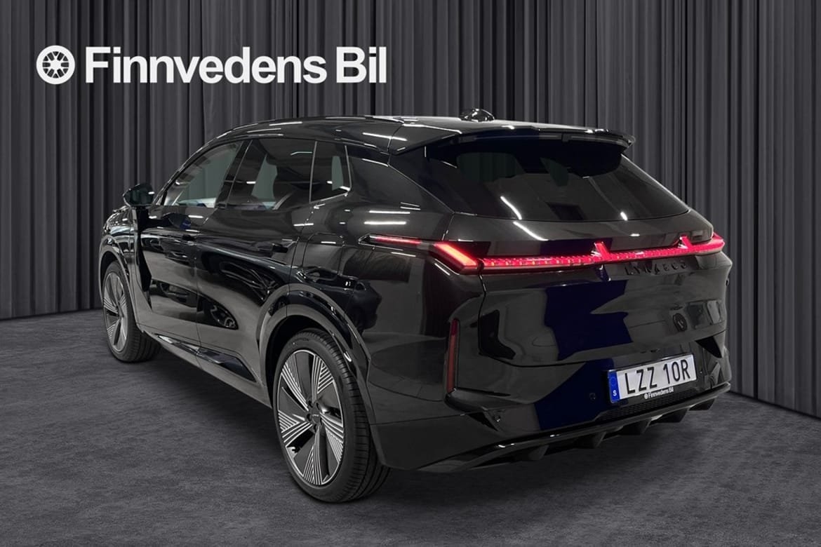Lynk & Co 08 More PHEV (V-HJUL) 2025, bild 3/22