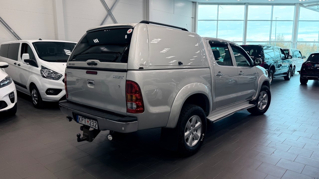 Toyota HiLux 2011, bild 4/10
