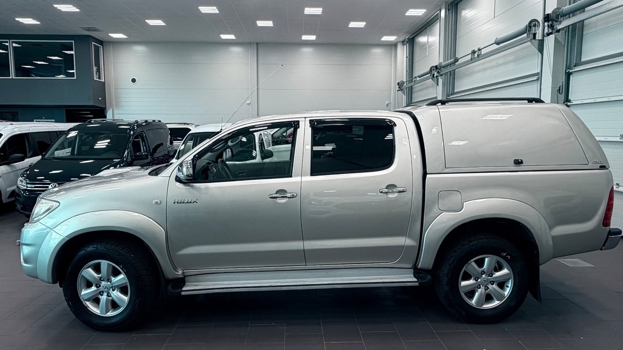 Toyota HiLux 2011, bild 6/10