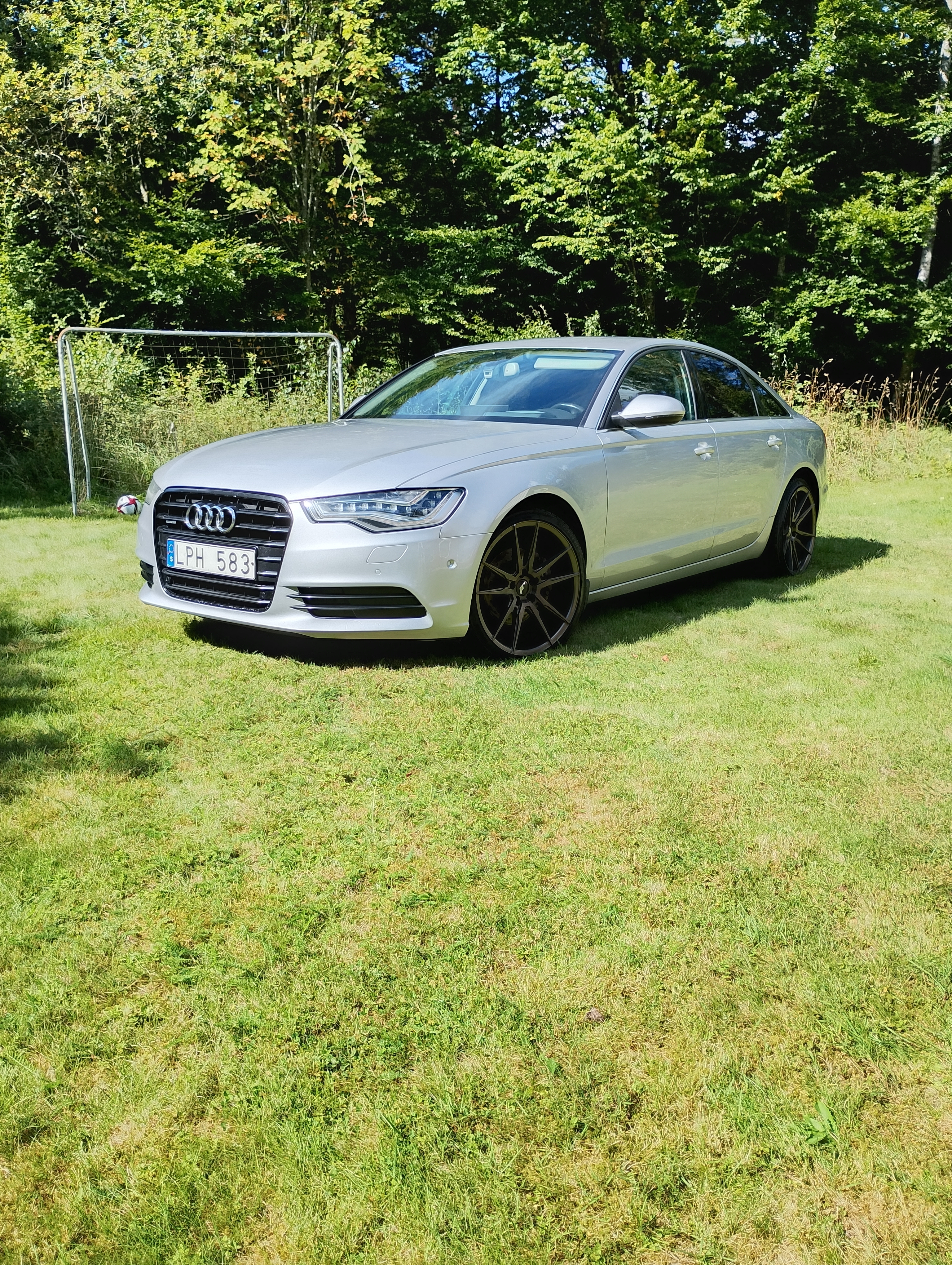 Audi A6 2011, bild 2/5