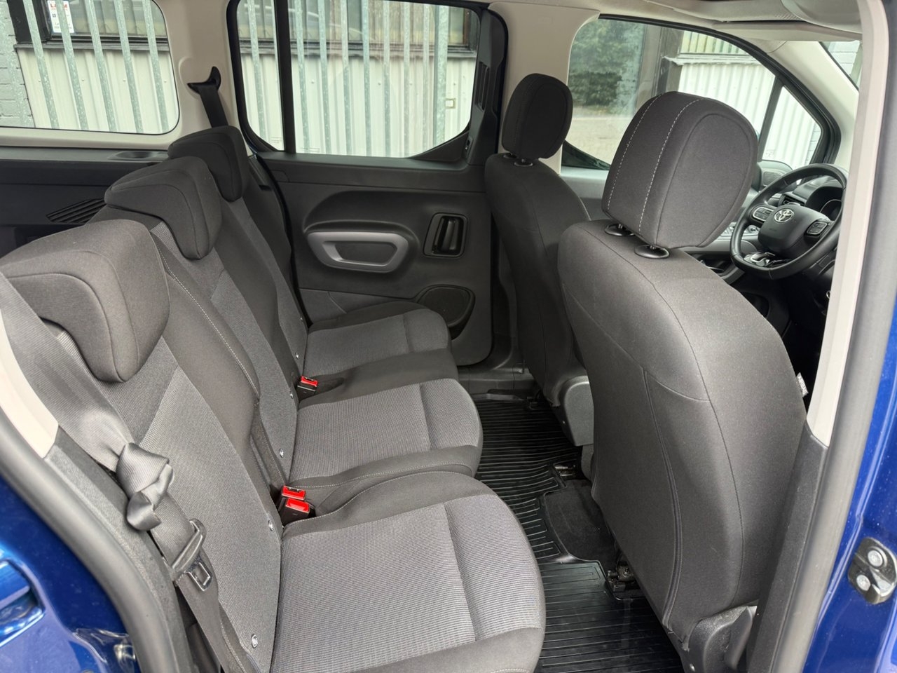 Toyota Proace City Verso 2020, photo 6/10