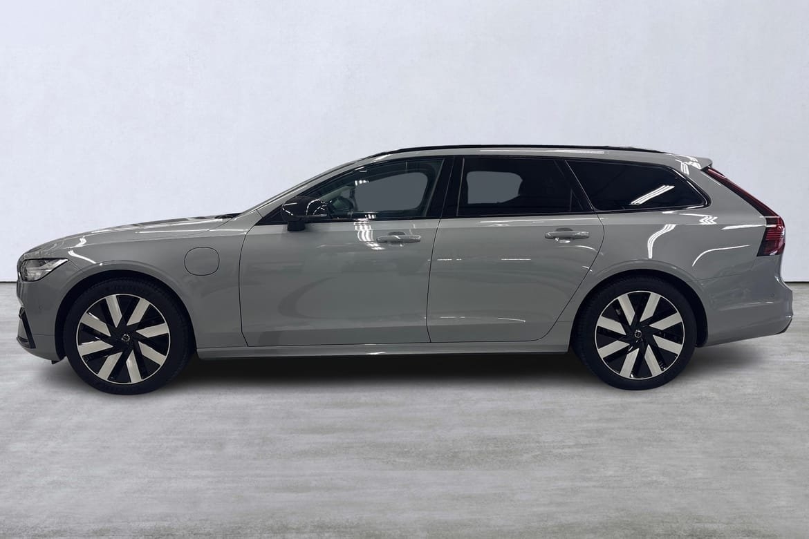 Volvo V90 T6 Plus Dark Nordic Edition 2025, bild 2/10