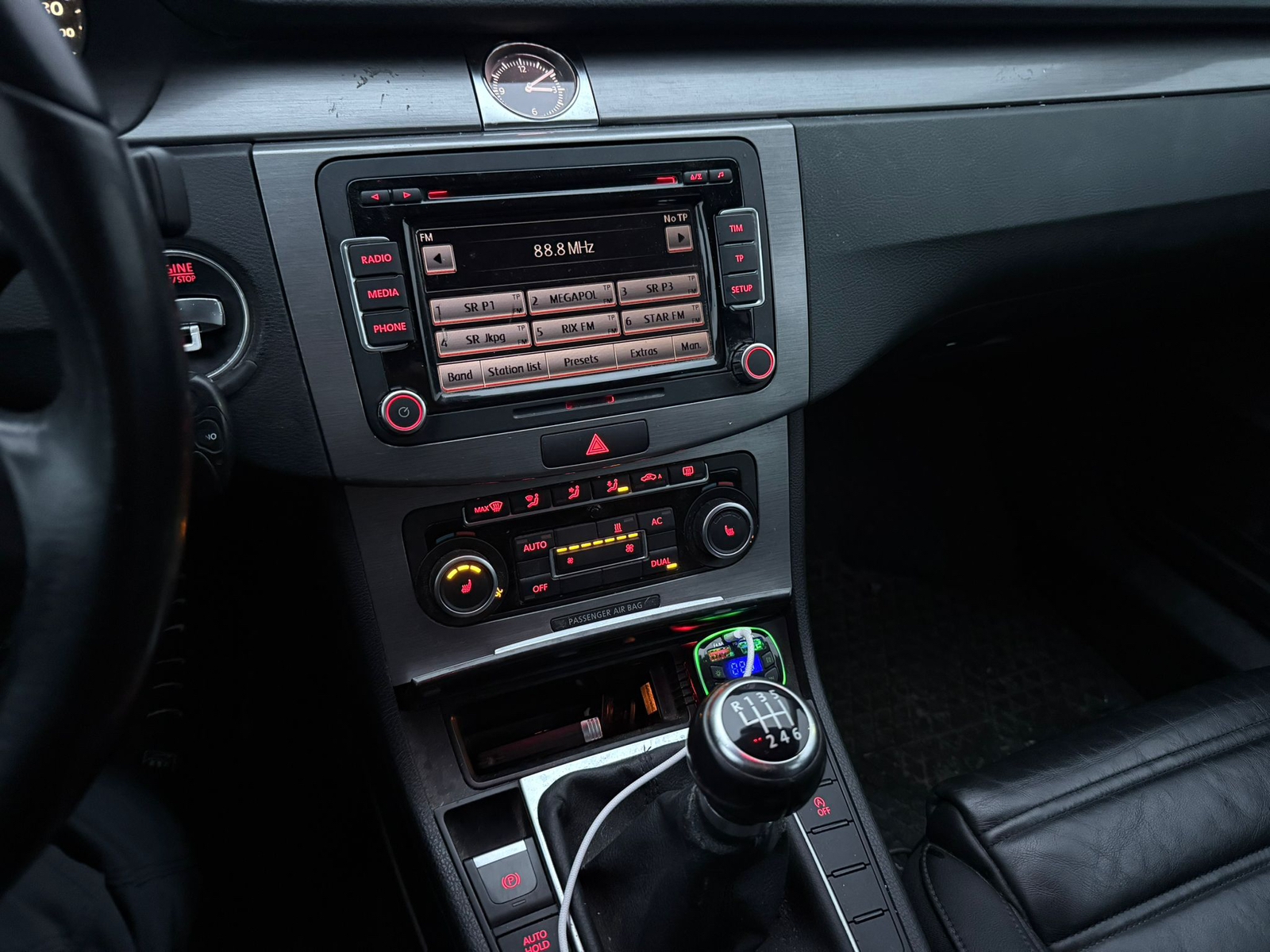 Volkswagen Passat 2012, bild 6/8