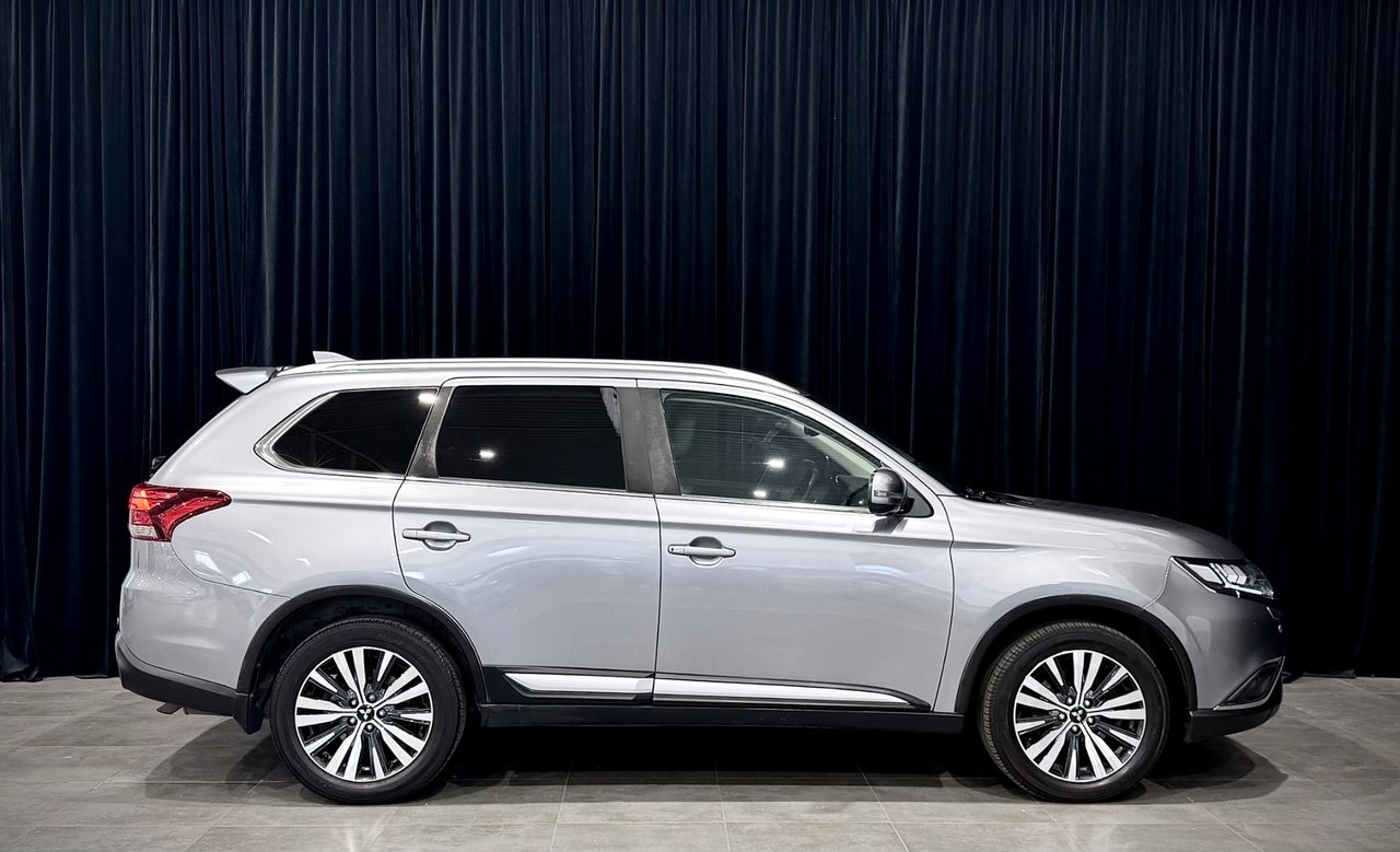 Mitsubishi Outlander 2020, bild 6/10