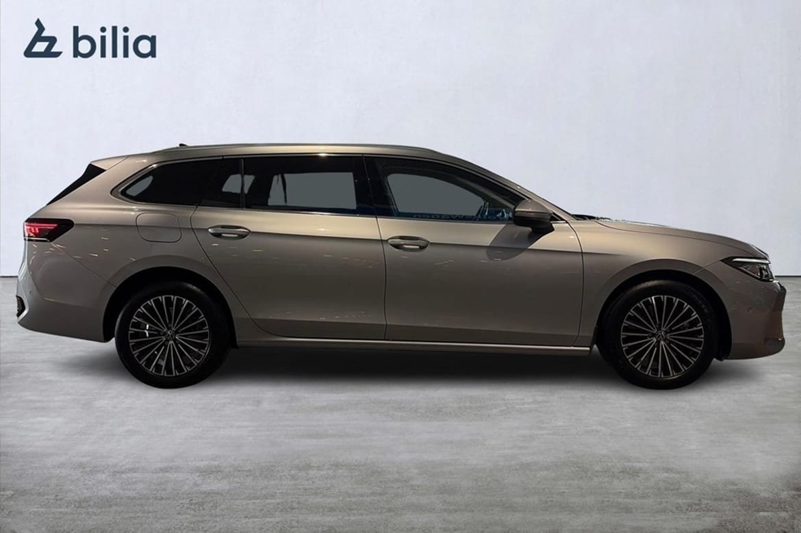 Volkswagen Passat 2025, bild 4/10