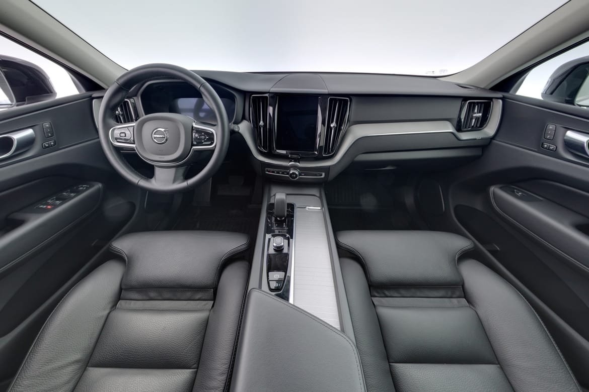 Volvo XC60 T6 Plus Dark Edition 2025, bild 7/10