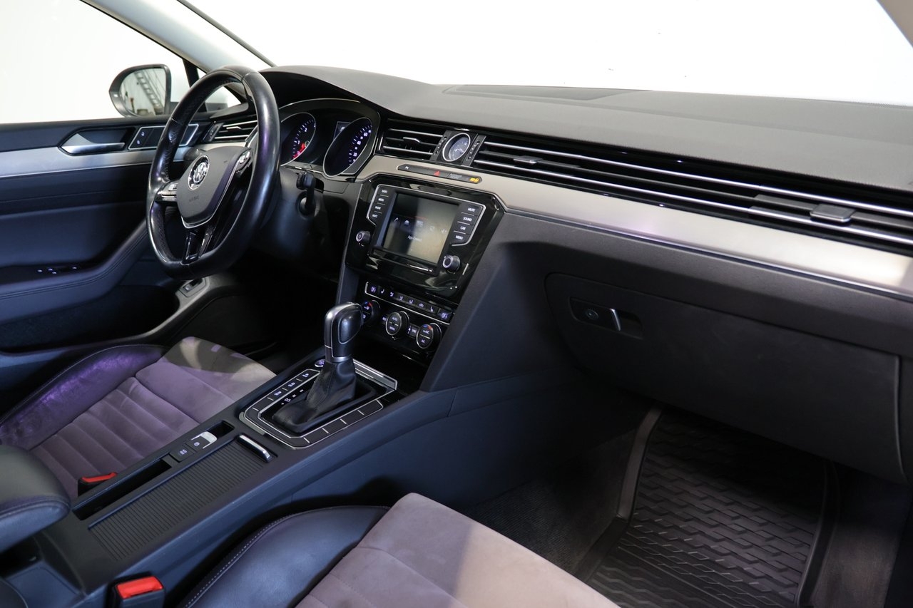 Volkswagen Passat 2016, bild 6/10