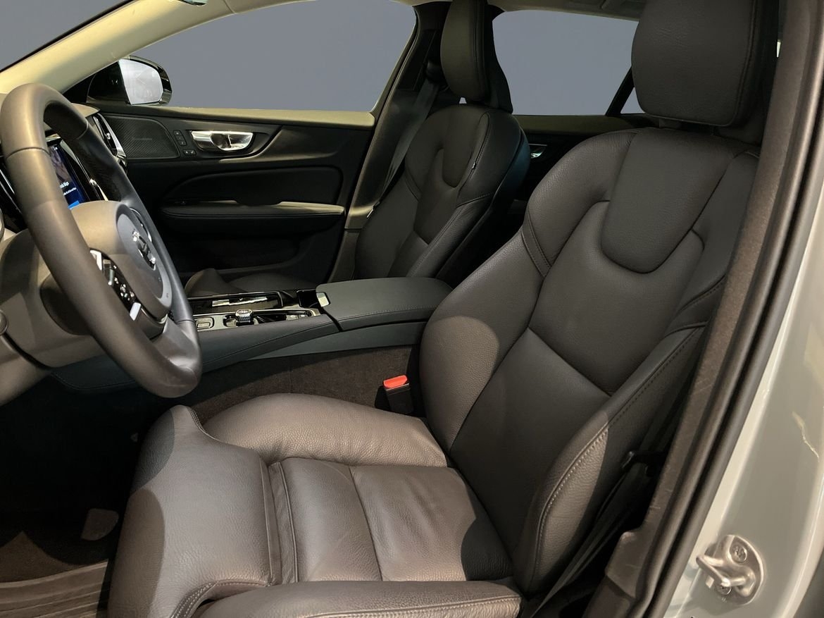 Volvo V60 2025, bild 6/15