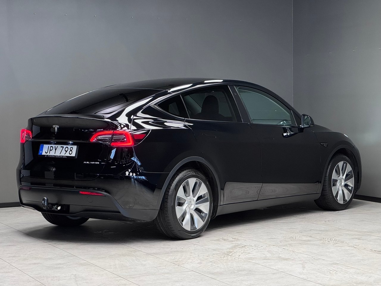 Tesla Model Y Long Range AWD / Dragkrok 2023, bild 2/22