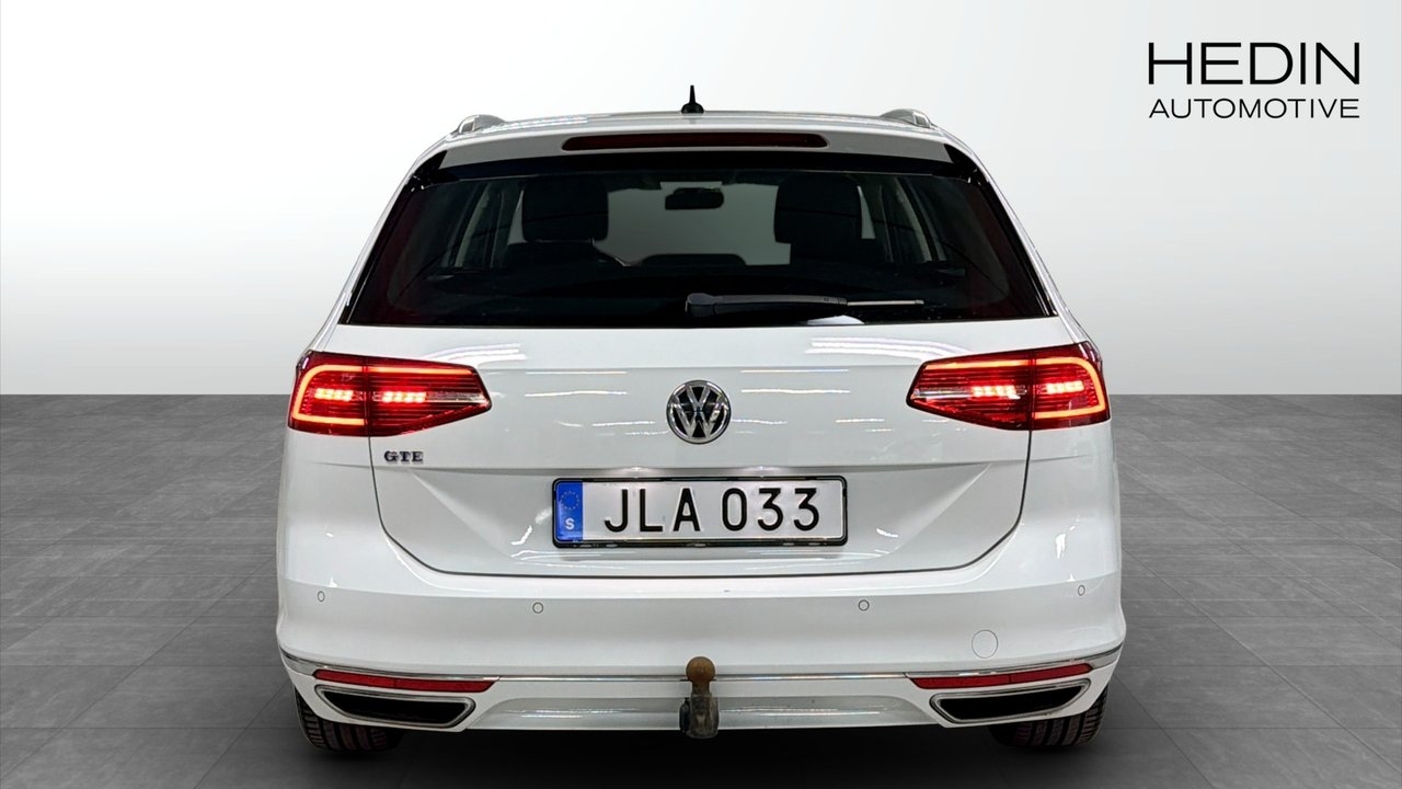 Volkswagen Passat 2018, bild 7/12