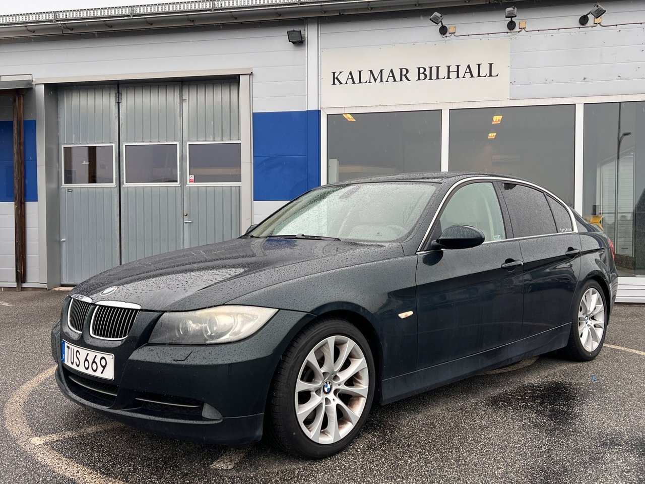 BMW 330