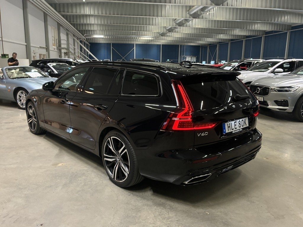 Volvo V60 2022, kuva 6/23