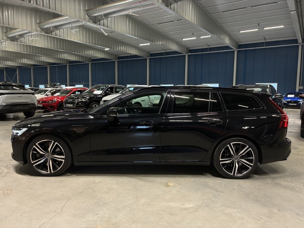 Volvo V60 2022, kuva 7/23