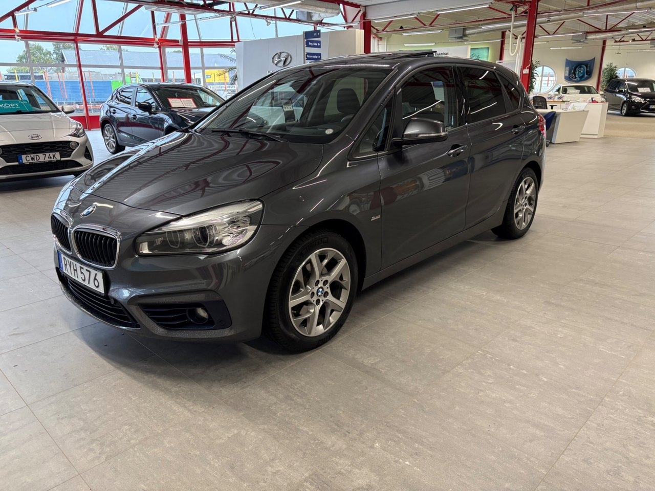 BMW 218
