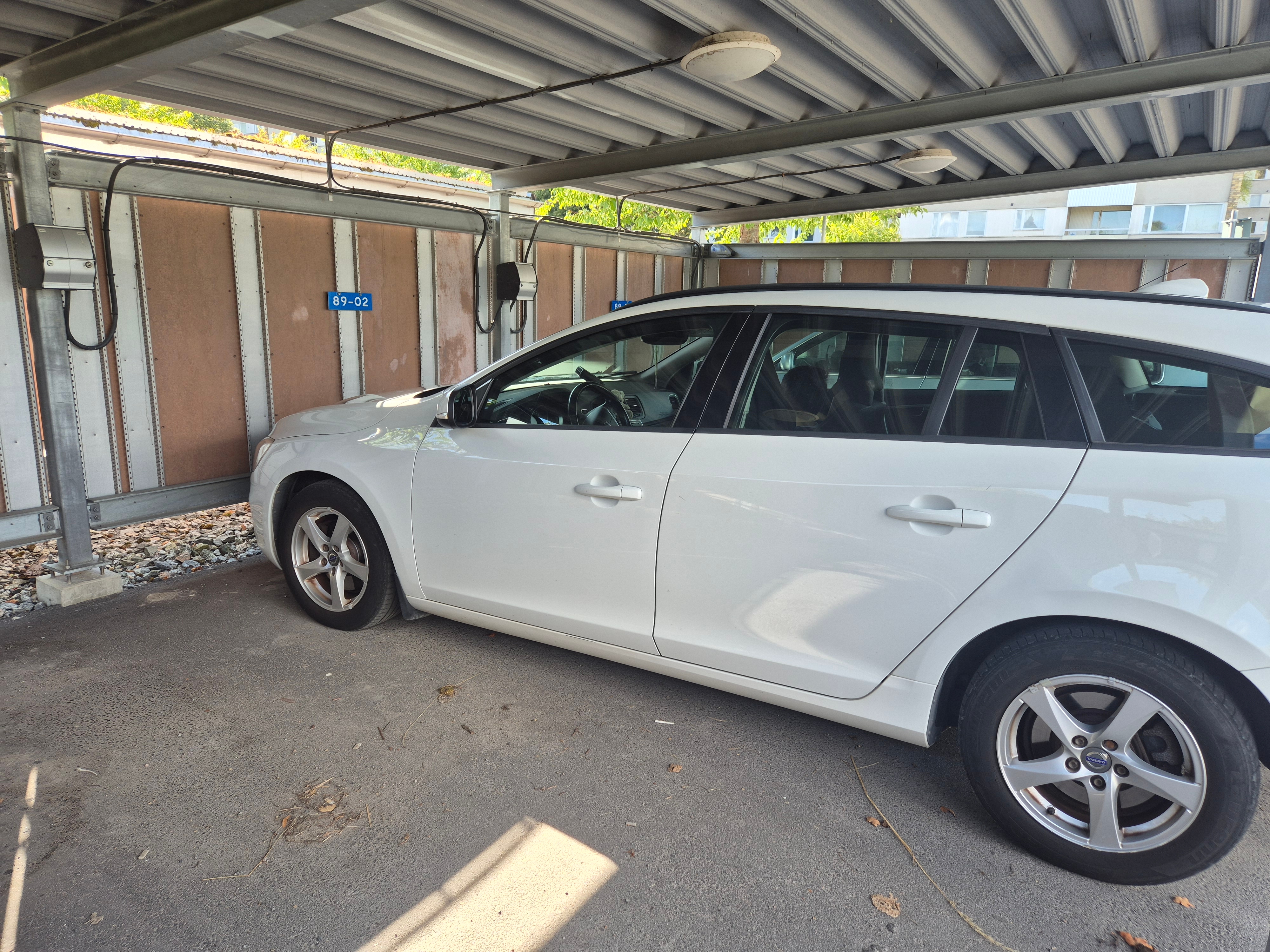 Volvo V60 D4 Geartronic 2017, bild 2/9