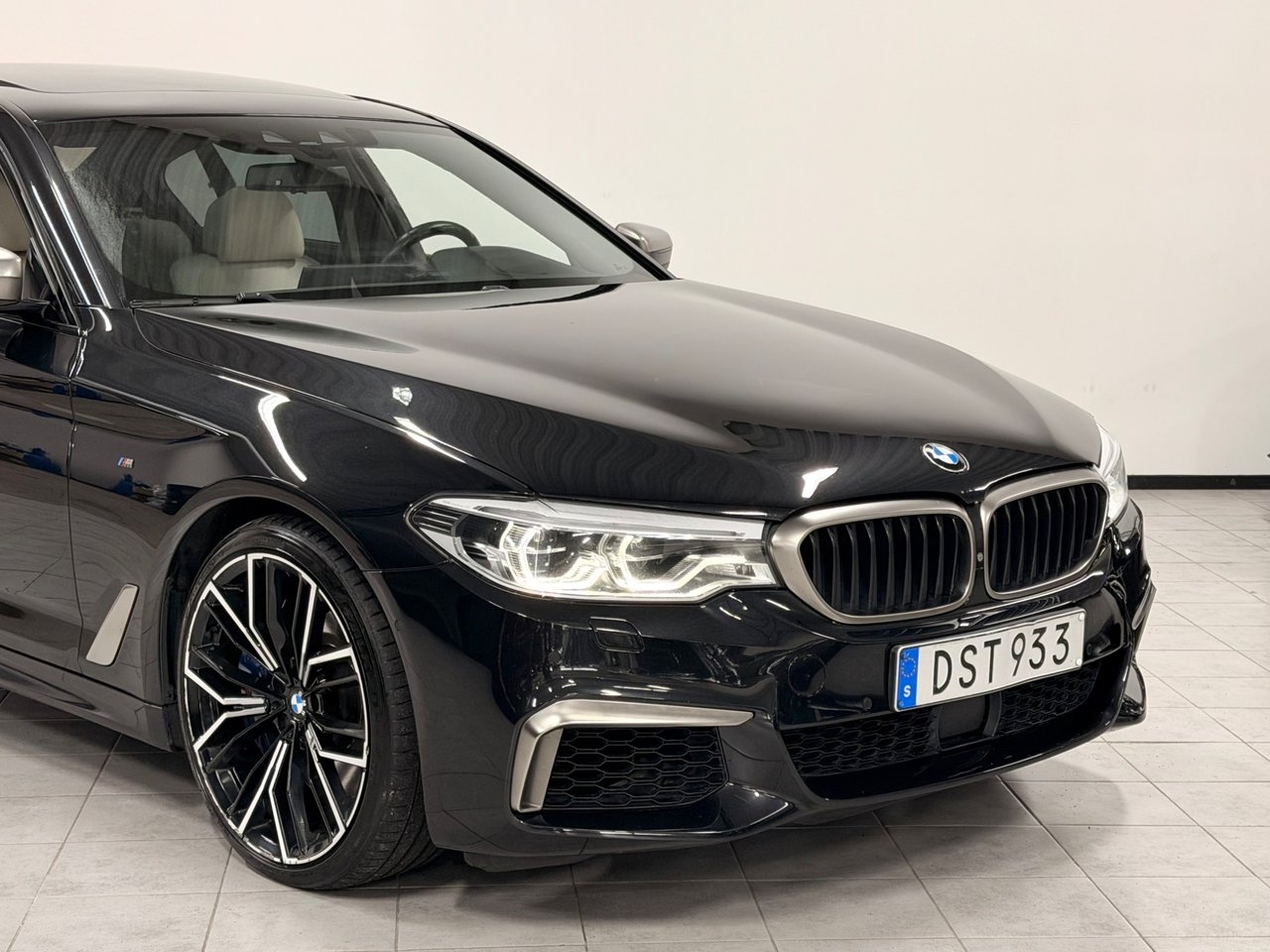 BMW M550d xDrive Ultimate Edition 400hk 2018, photo 3/10