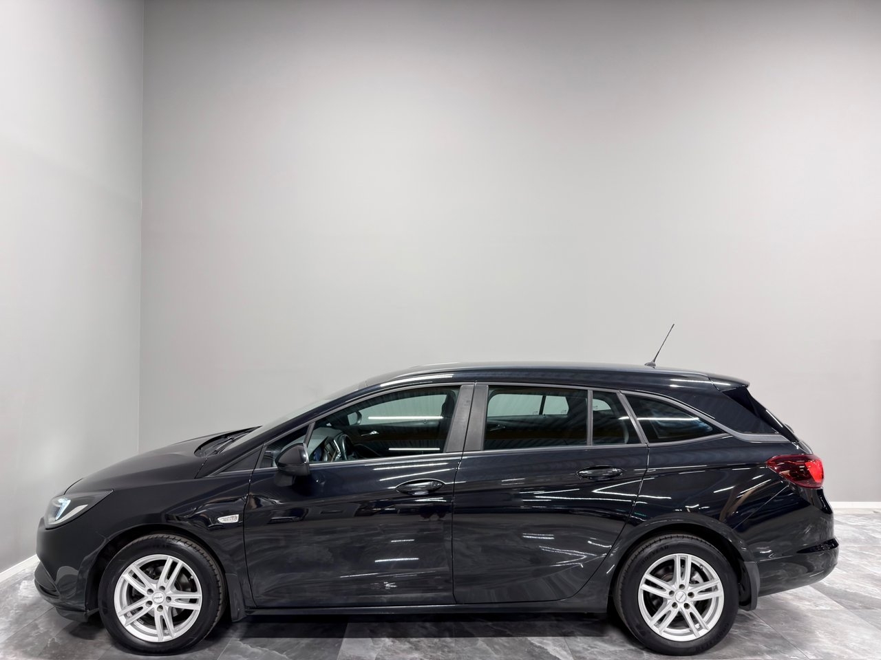 Opel Astra 2016, kuva 4/25