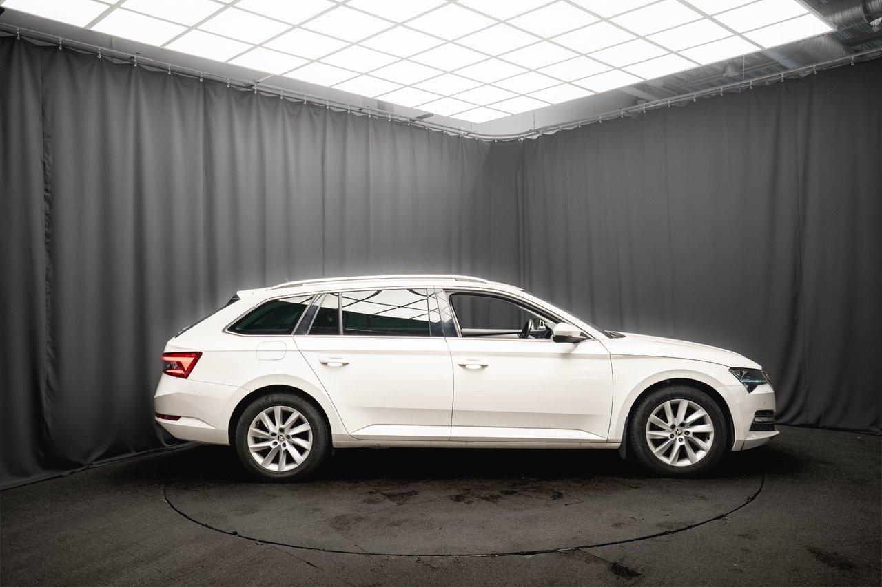Skoda Superb 2020, bild 5/10