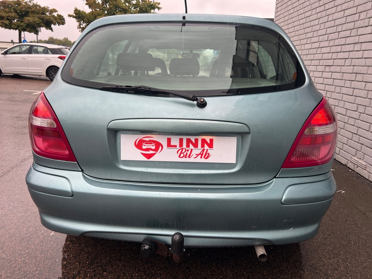 Nissan Almera 2000, kuva 5/10