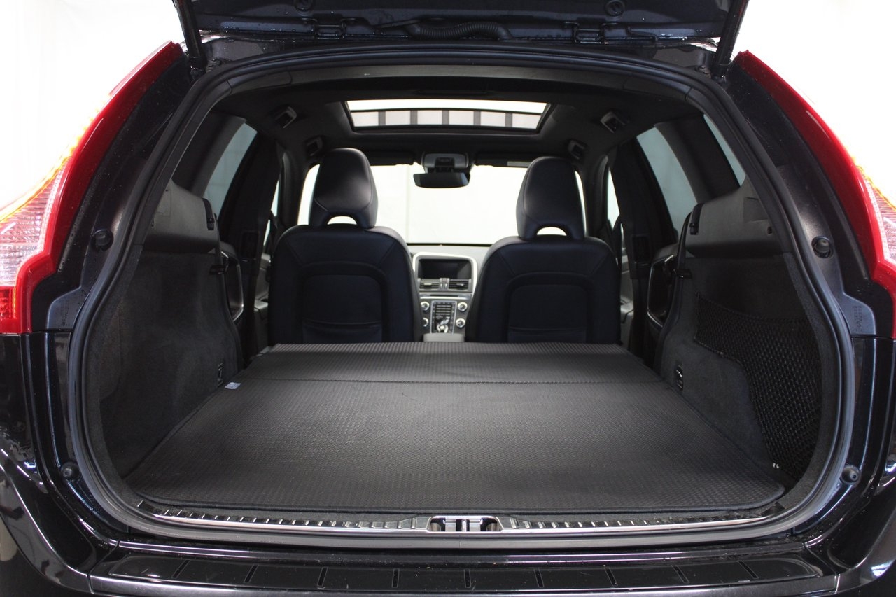 Volvo XC60 2015, photo 7/10