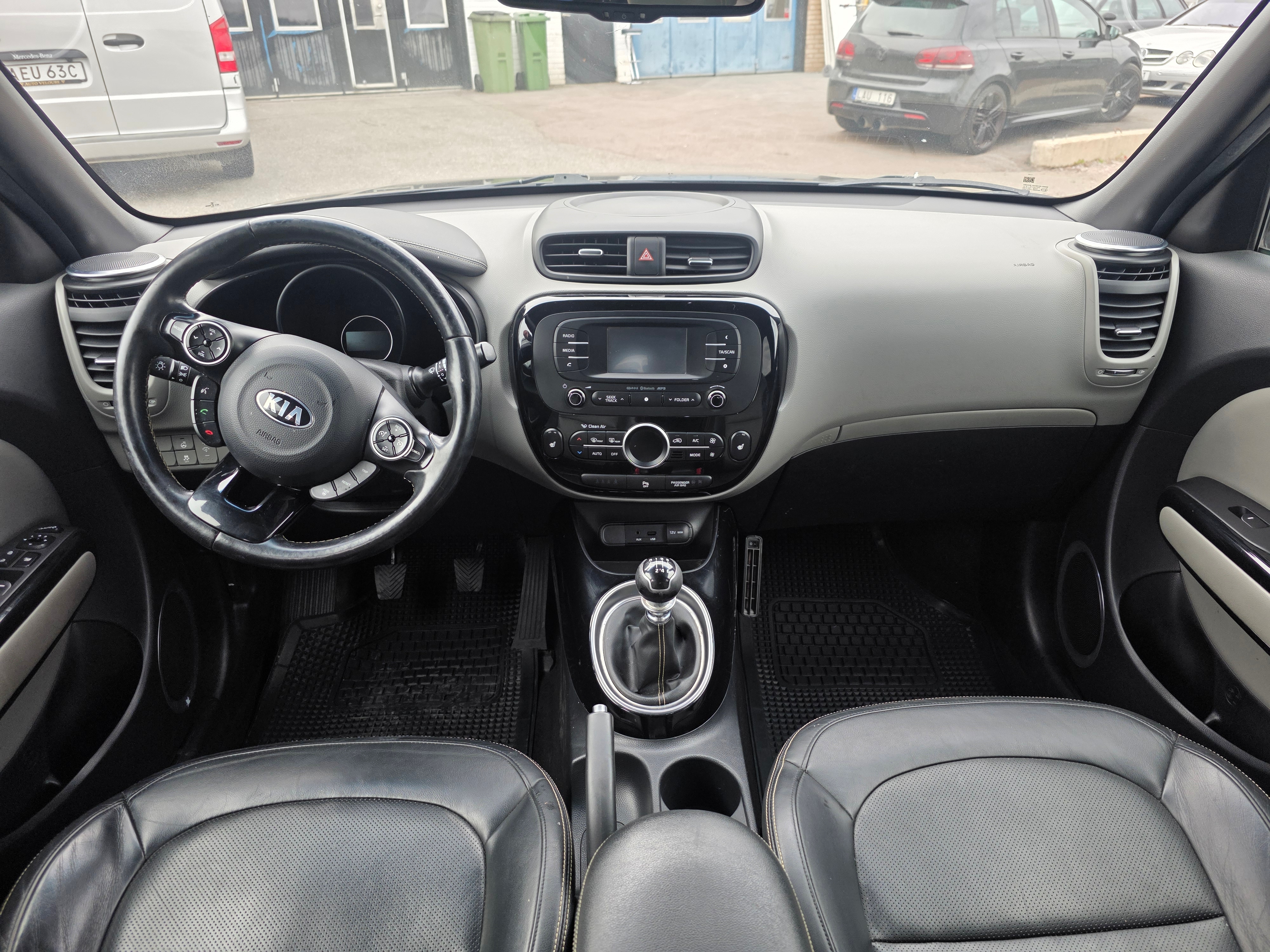 Kia Soul 1.6 GDI Manuell 2015, bild 5/6