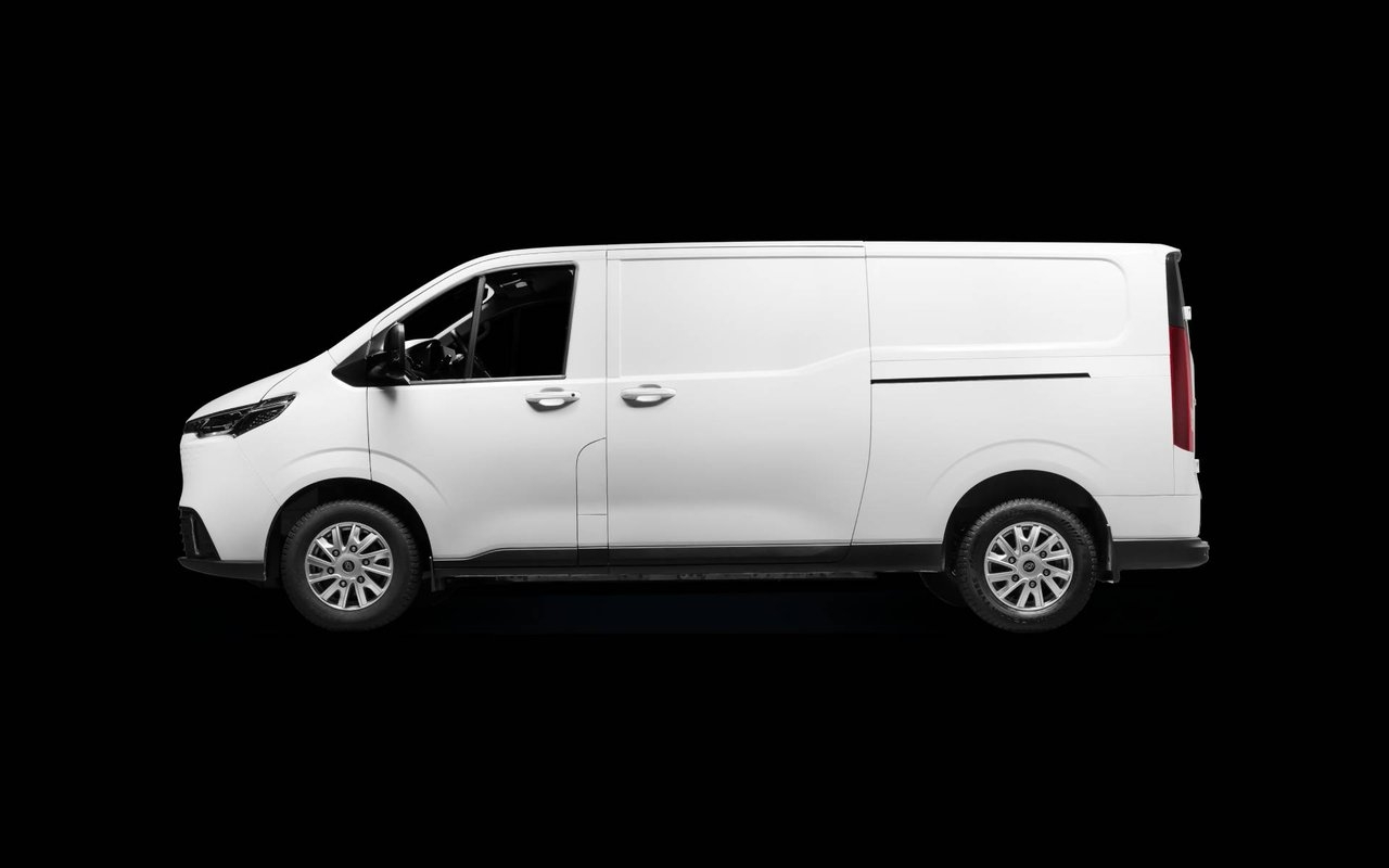 Maxus e-Deliver 7 7 88 kWh OBS 2023, kuva 3/4