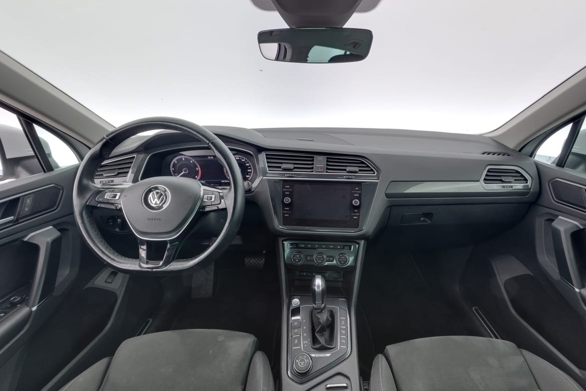 Volkswagen Tiguan 2018, photo 7/10