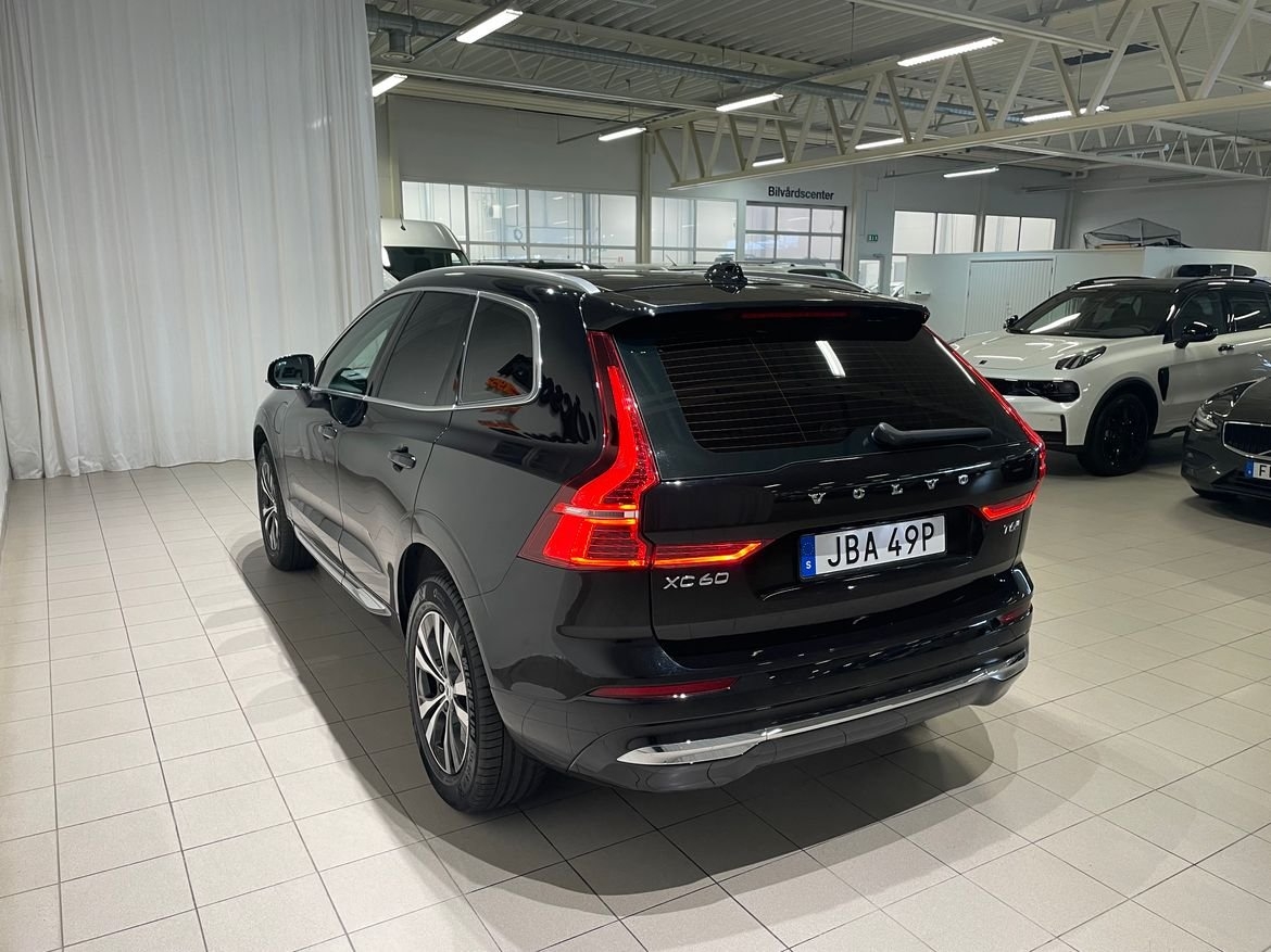 Volvo XC60 T6 Core Special Edition 2025, bild 5/10