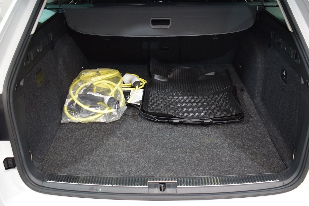 Skoda Superb 2023, bild 5/10