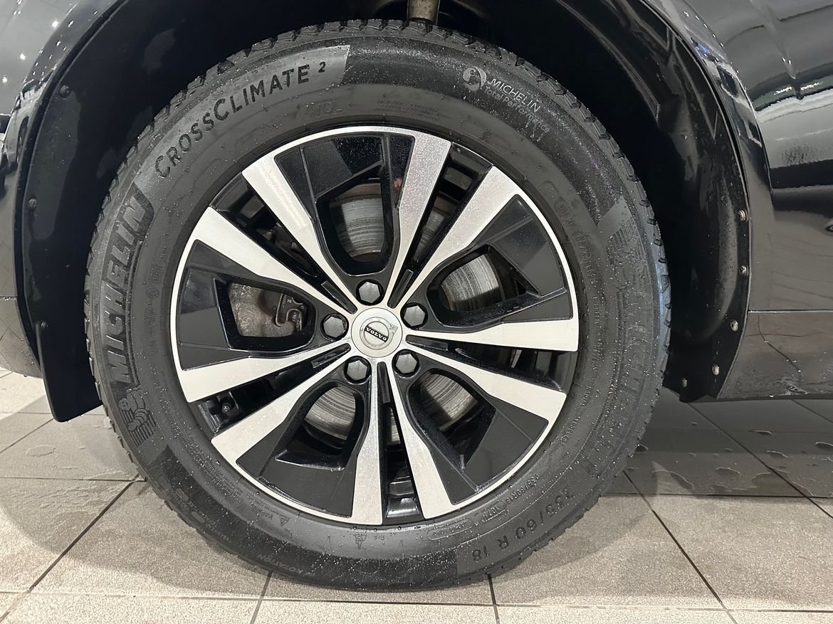 Volvo XC60 2023, kuva 3/10