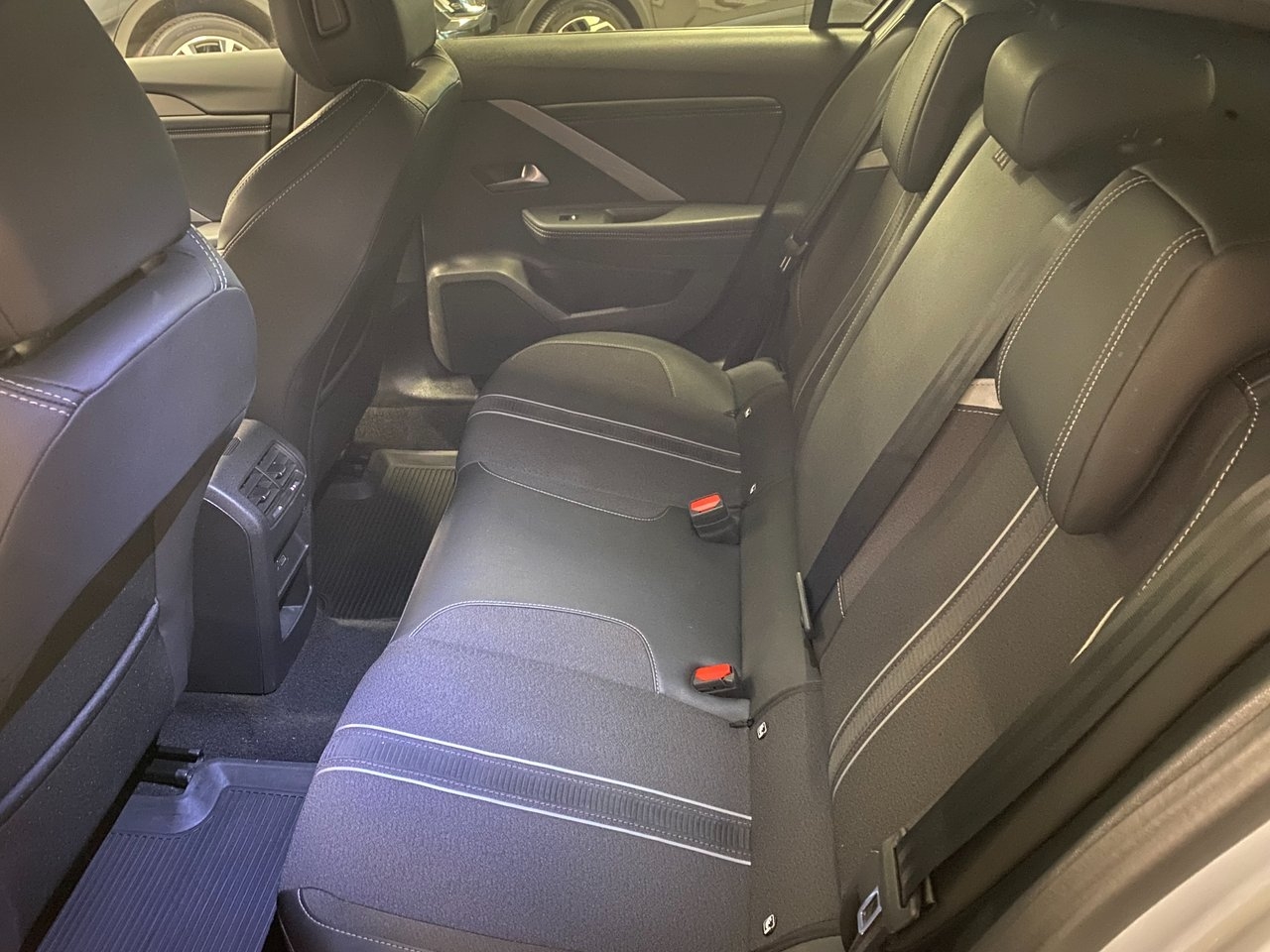 Opel Astra GS 130hk Automat 2025, bild 7/10