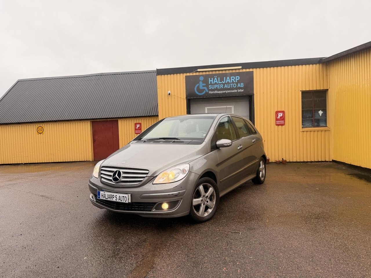 Mercedes-Benz B