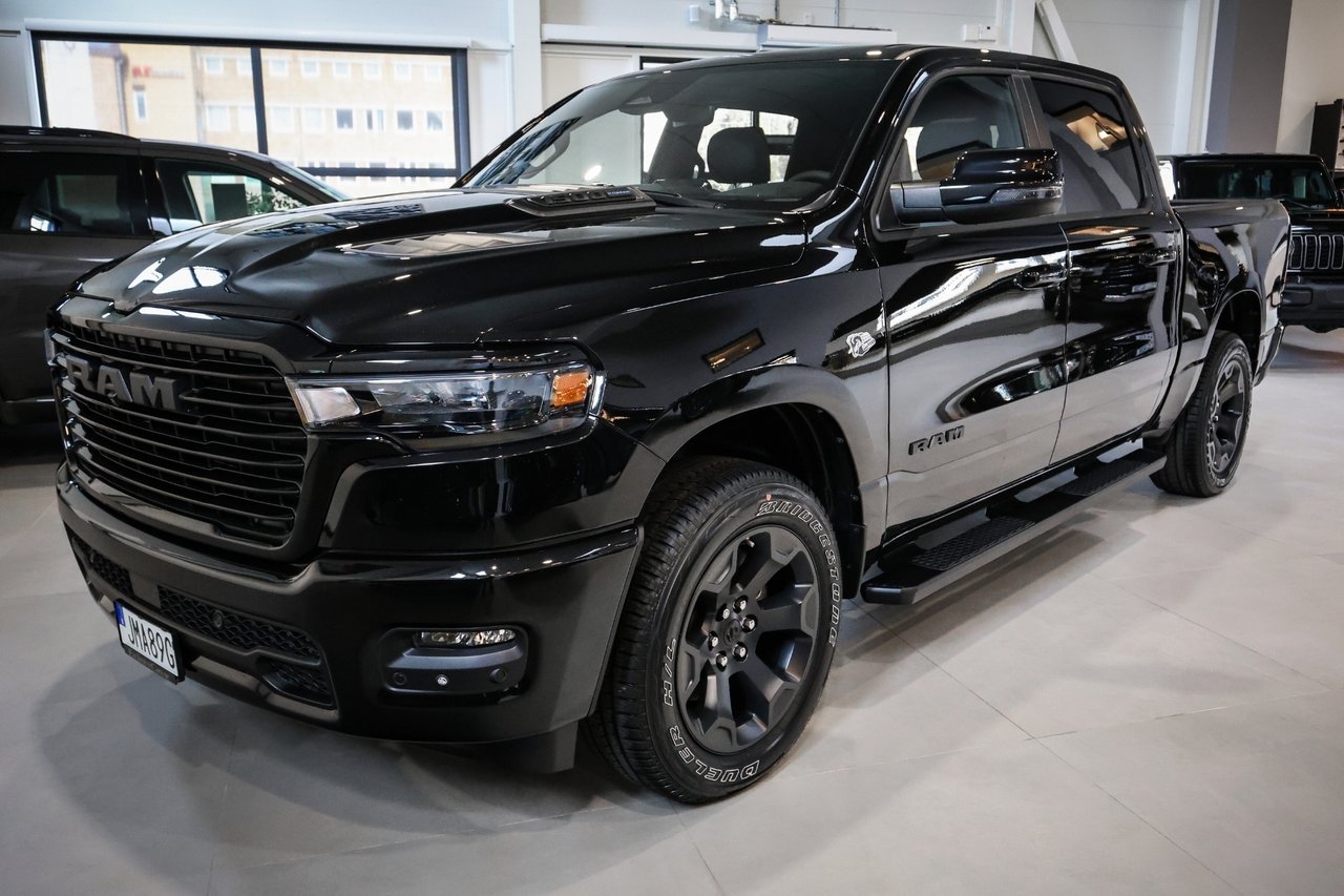 Dodge RAM Sport Night Edition V8 HEMI 2026, bild 3/10