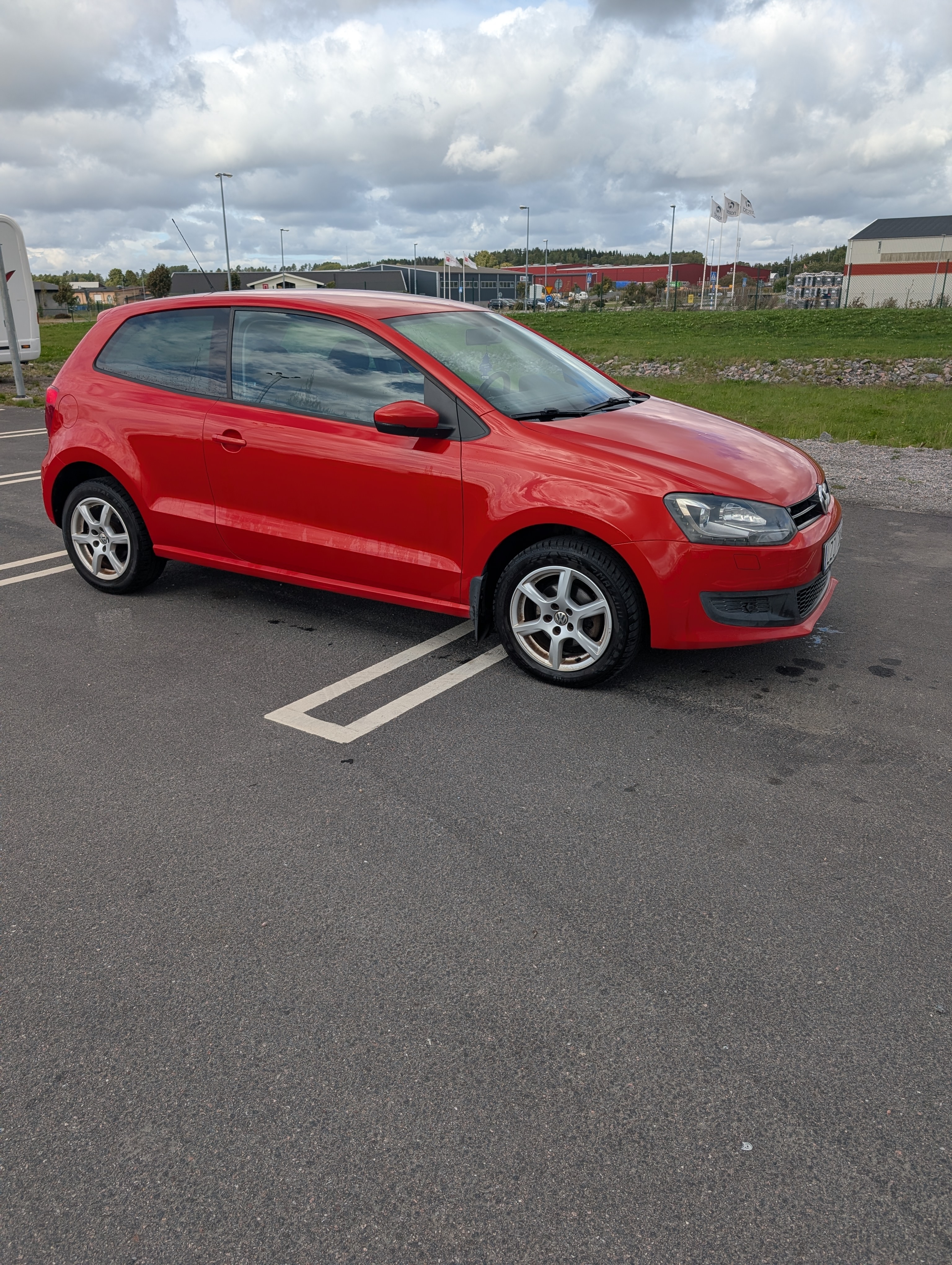 Volkswagen Polo 2012, bild 2/9