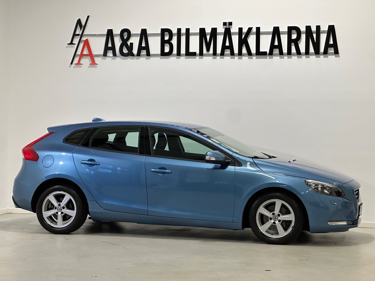 Volvo V40 2015, bild 2/10