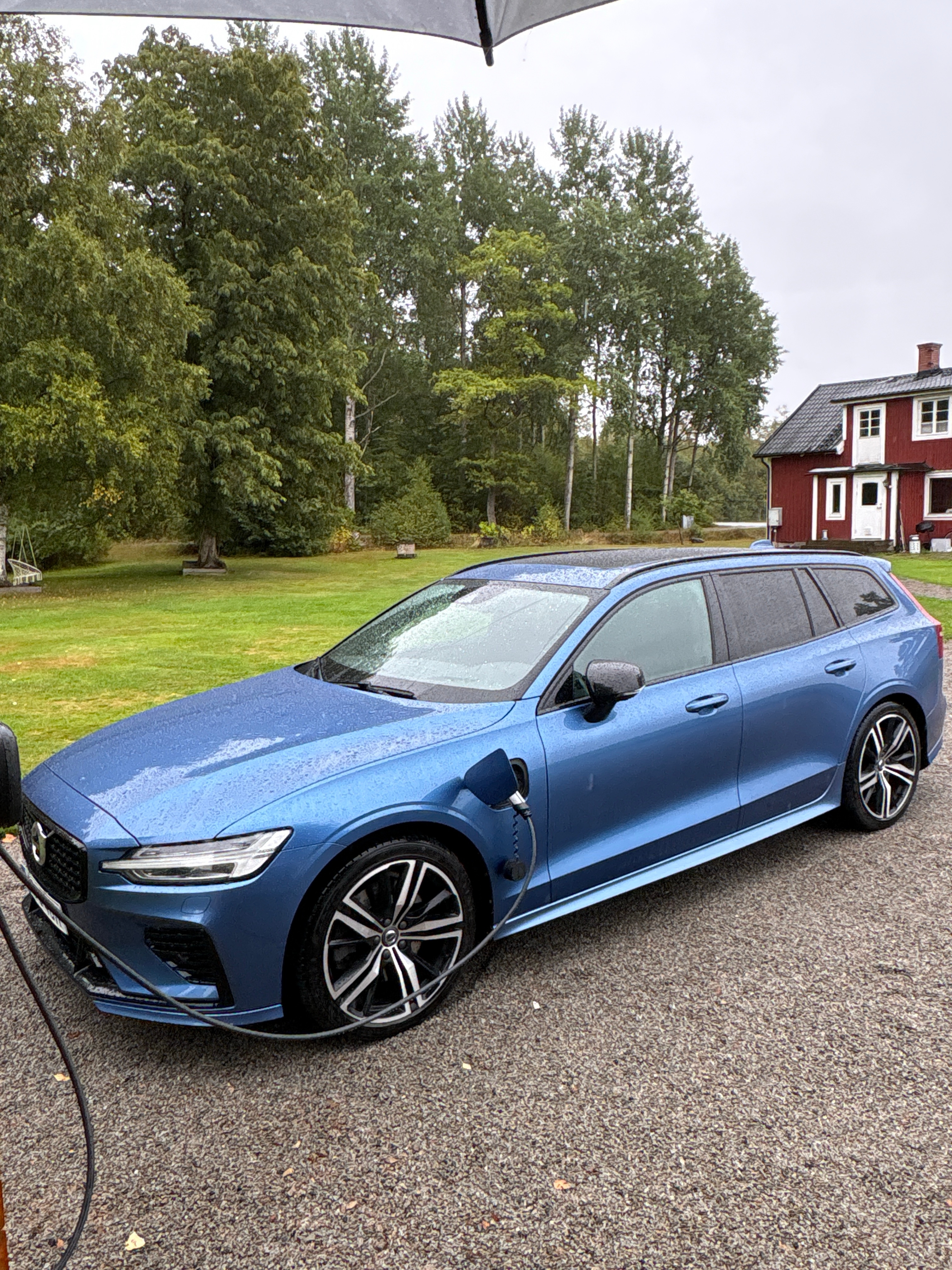 Volvo V60 2021, photo 3/10